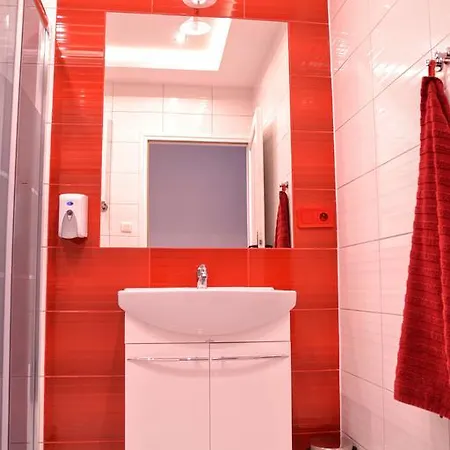 Apartament More *